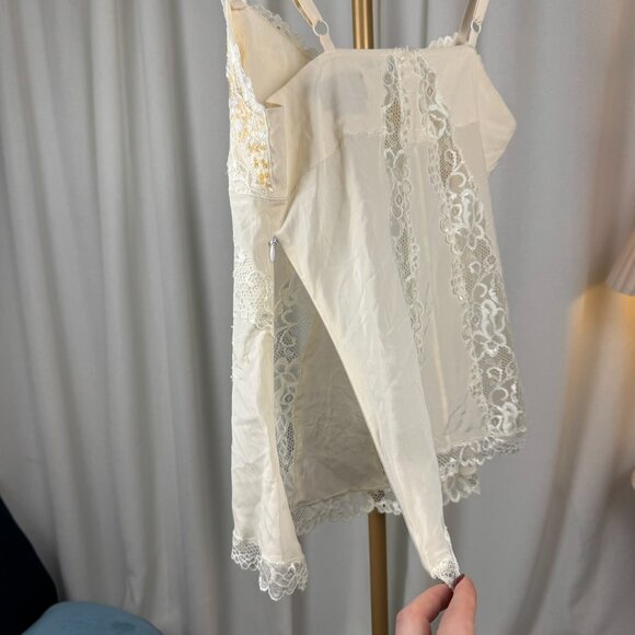 Vintage Y2K Debbie Shuchat Silk Lace Beaded Camisole sz 8 - Picture 9 of 10